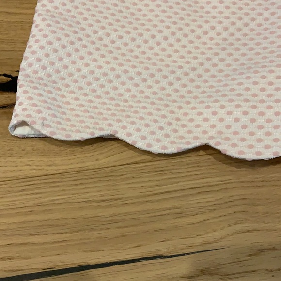 Club Monaco Scallop Shorts - Picture 4 of 6